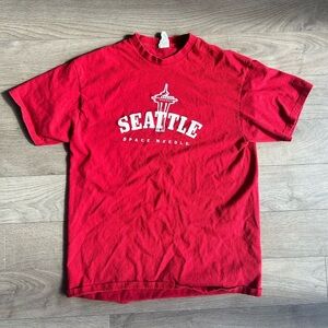 Vintage Seattle Space Needle Graphic T-Shirt - Large